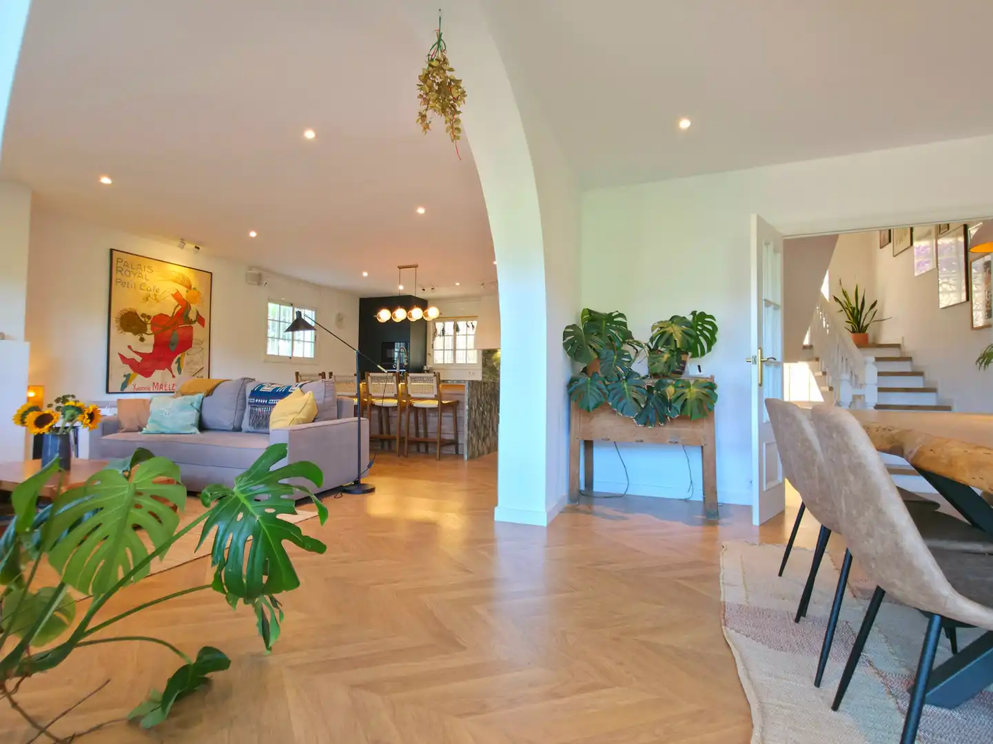 Sala de estar de Casa o chalet en venta en Corbera de Llobregat con Aire acondicionado, Calefacción y Jardín privado