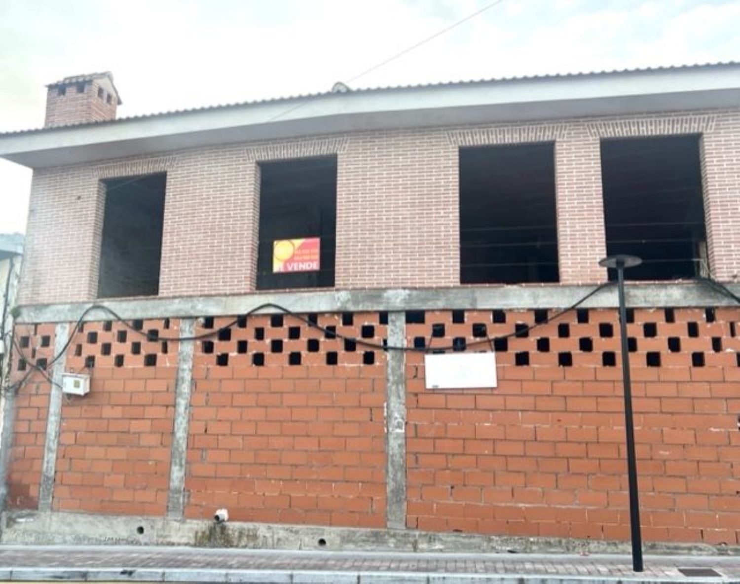 Exterior view of Building for sale in Méntrida