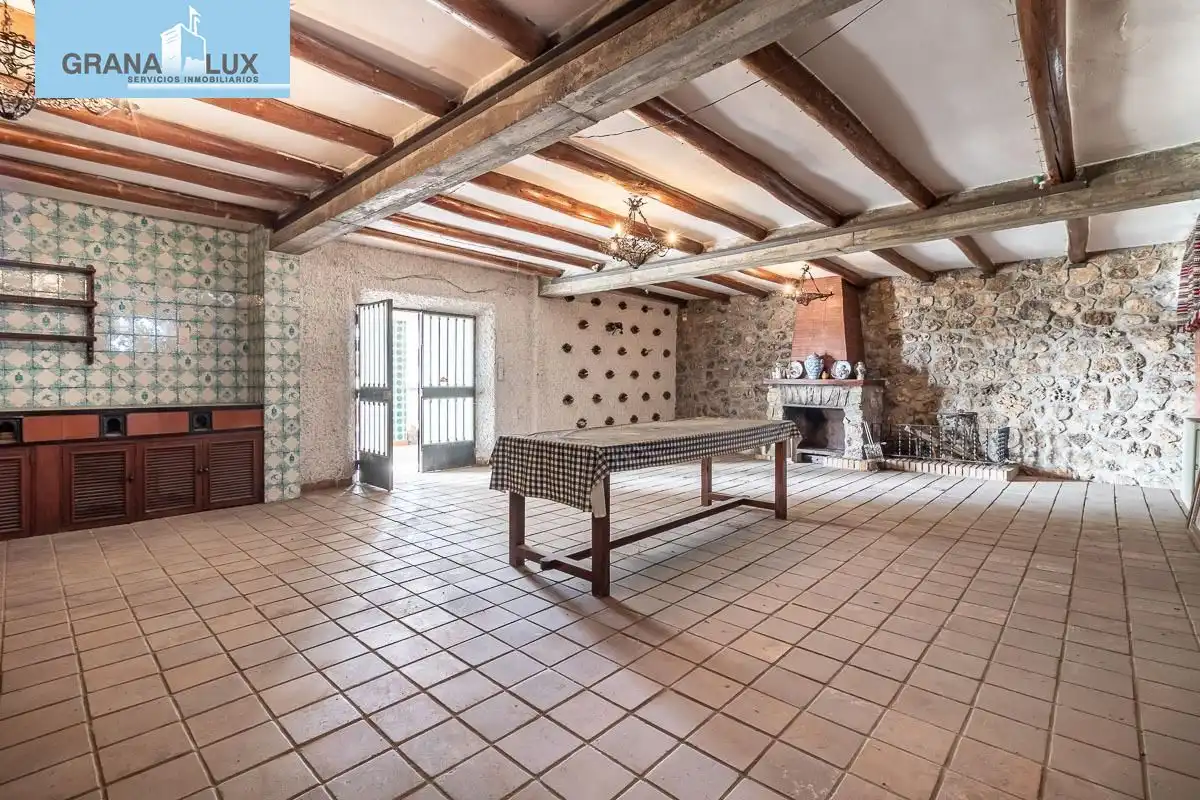 Casa rústica amb piscina en venda a Santa Fe, imagen 10