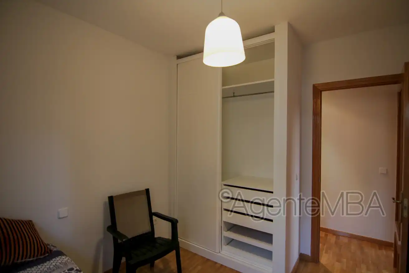 Dormitori de Pis de lloguer en Majadahonda amb Calefacció, Parquet i Terrassa