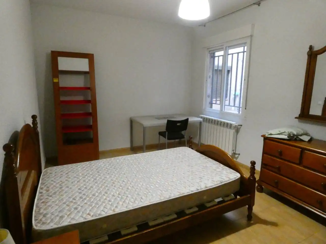 Flat for rent in Calle COVARRUBIAS, Avenida Europa - San Antón