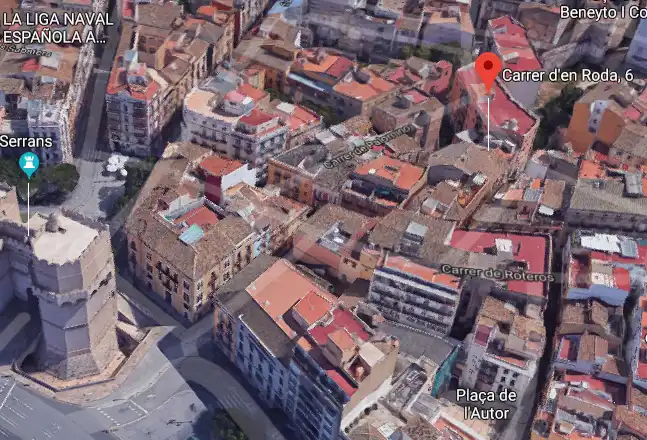 Vista exterior de Edifici en venda en Valencia