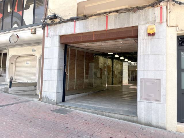 Local comercial en Alquiler en Iscle Soler, 3 en Barri del Centre