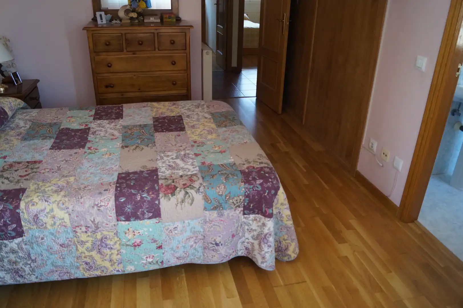 Habitación de Casa adosada en venta en Guadalajara con Jardín privado y Terraza