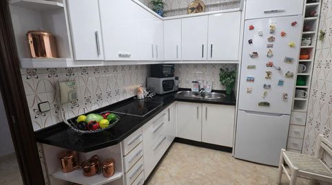 Foto 2 de Apartament en venda a Calle Miravioletas, Parque Victoria Eugenia, Málaga Capital