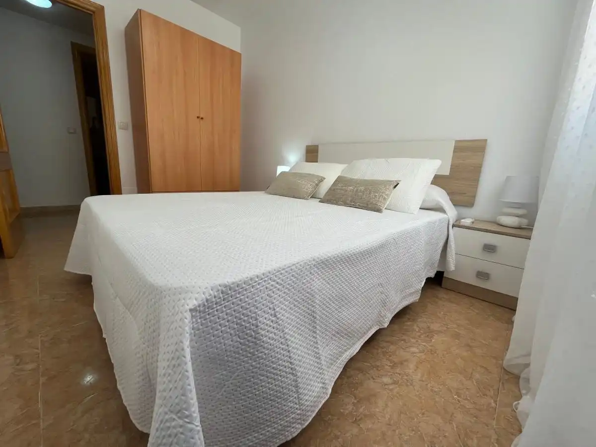 Bedroom of Apartments for rent in Águilas