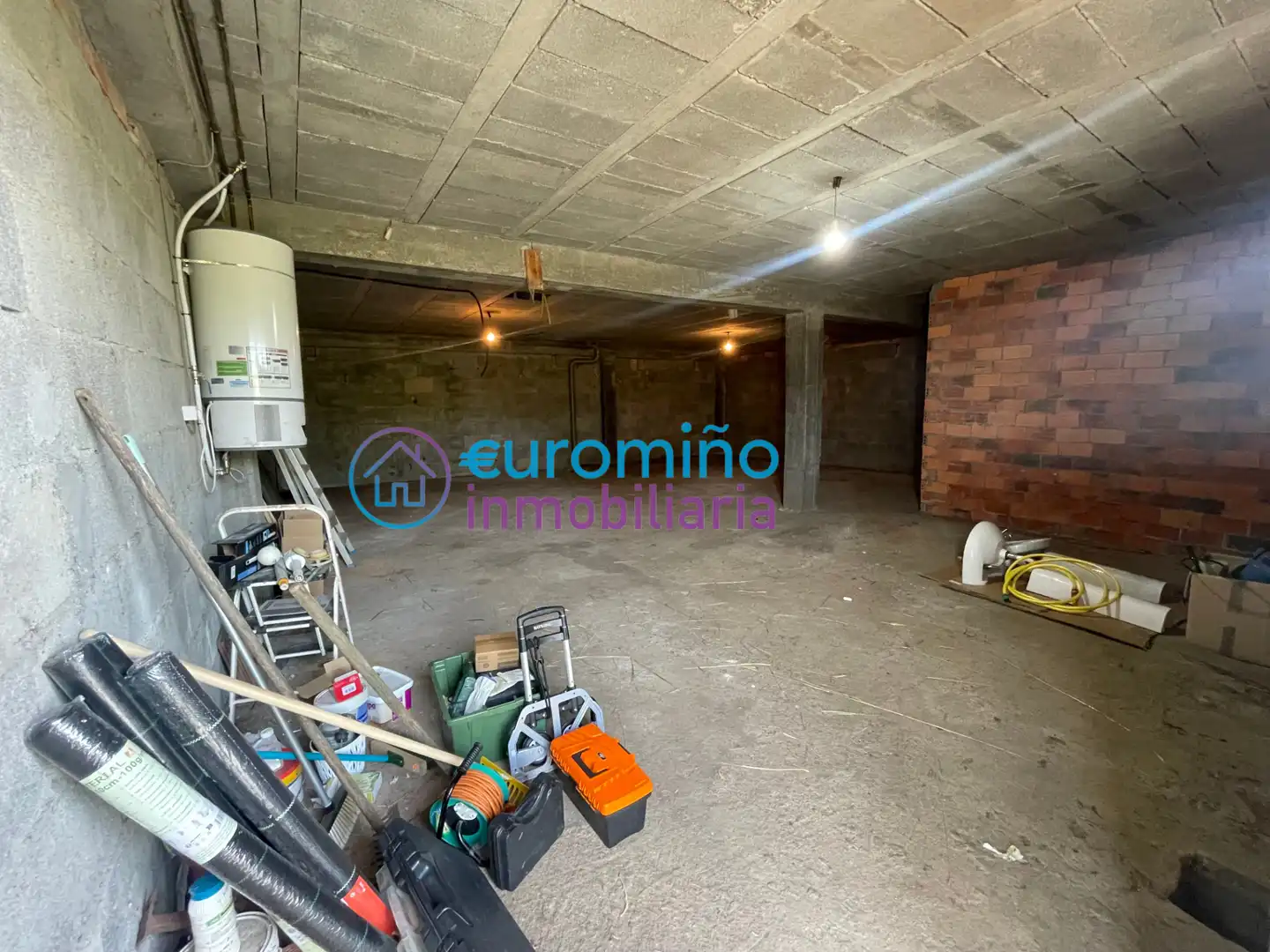 Casa o chalet en venta en As Neves   con Terraza, Trastero y Amueblado