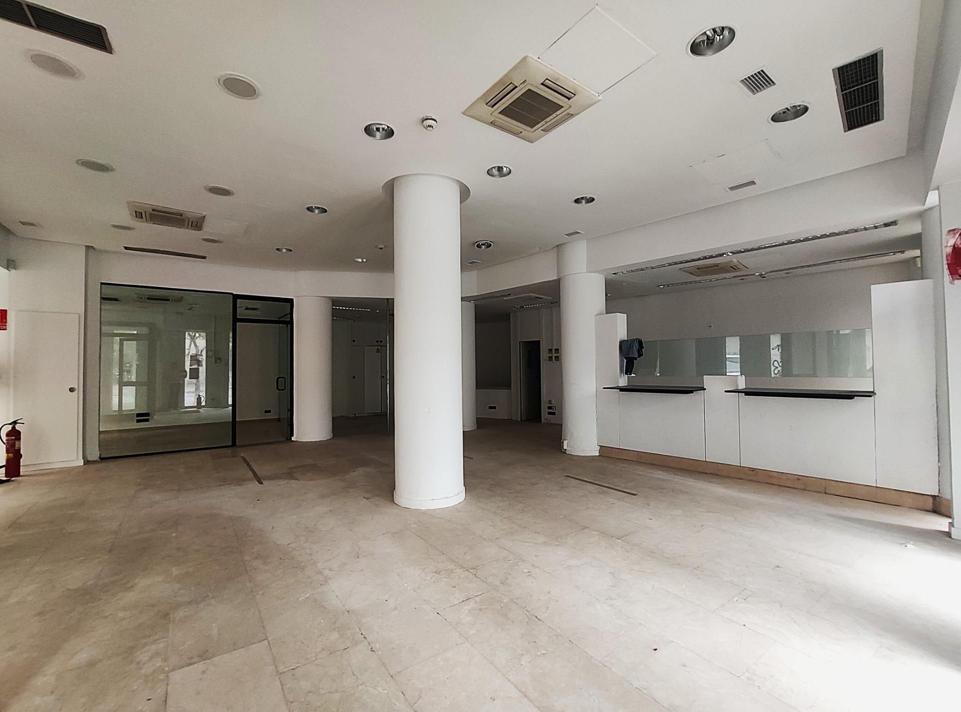 Local de alquiler en Calle CLUNIA, 8, Los Vadillos - R. Sanitaria - Pozanos, Centro