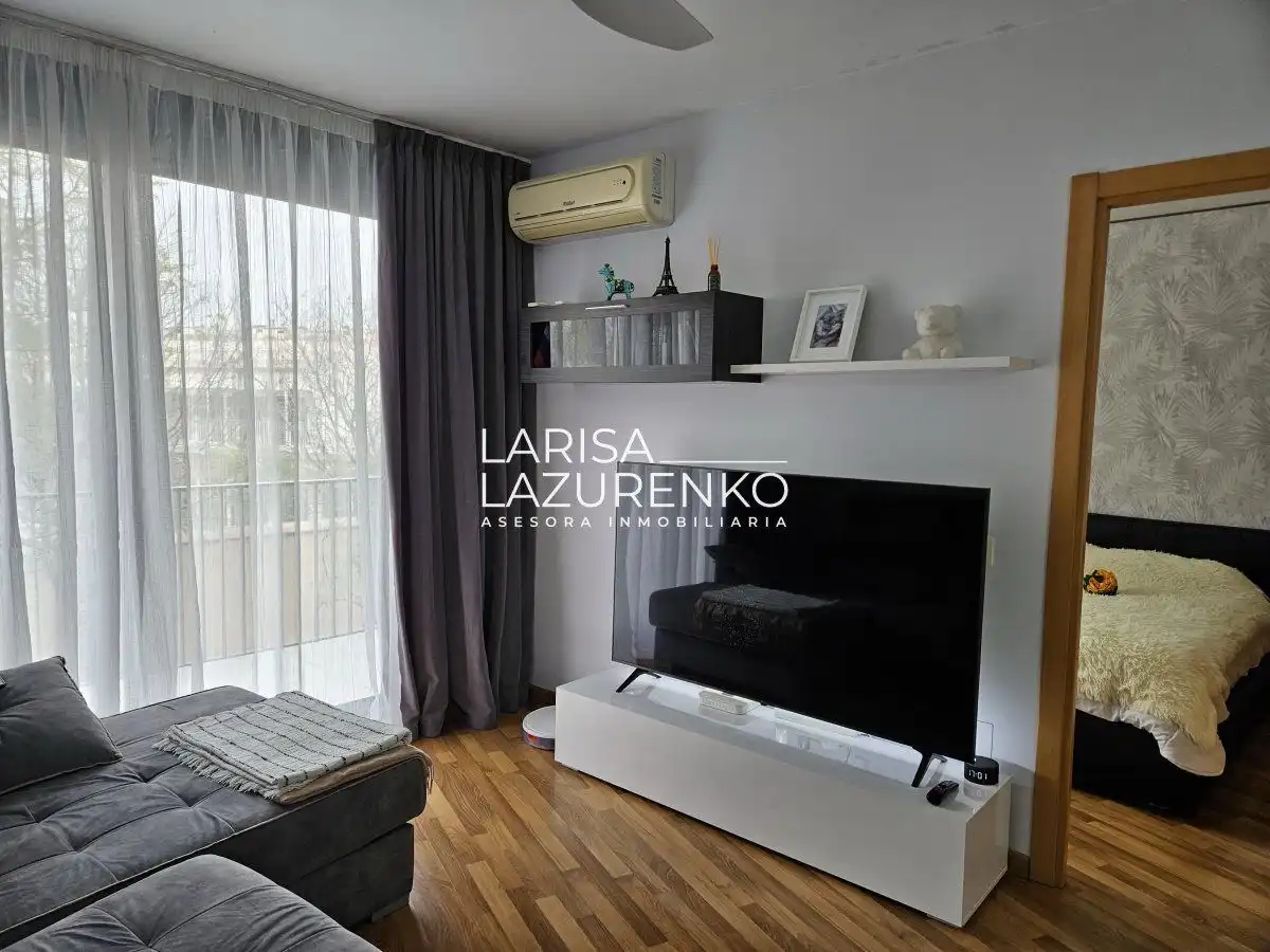 Living room of Flat for sale in Cambrils  with Air Conditioner, Heating and Balcony