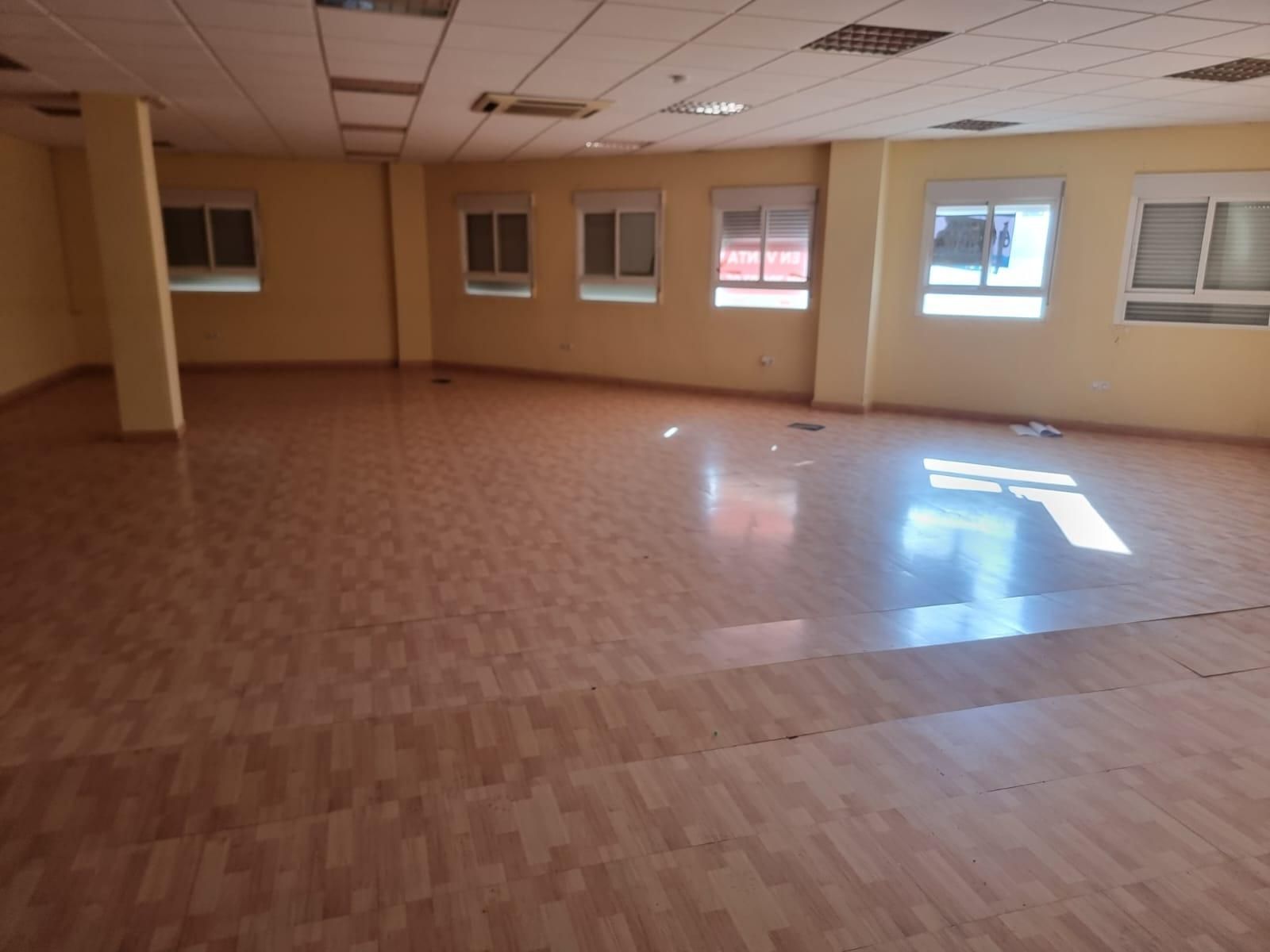 Office for sale in Aljaraque
