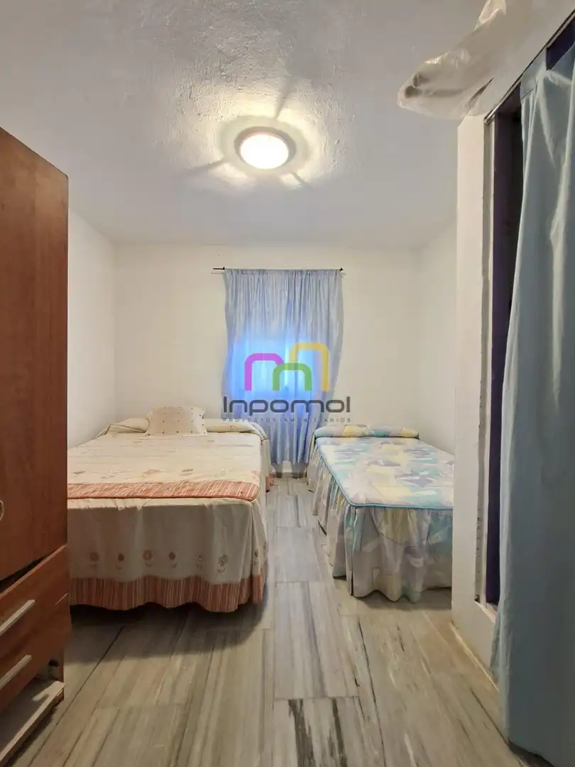 Habitación de Finca rústica en venta en Badajoz con Jardín privado, Trastero y Piscina