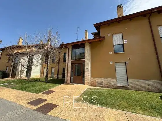 Exterior view of Flat for sale in Sojuela  with Heating, Private garden and Terrace