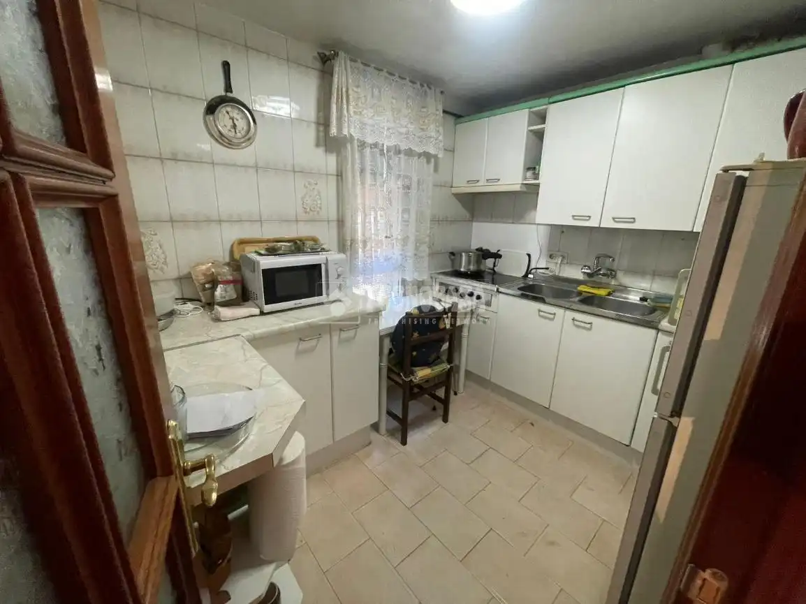 Küche von Wohnung zum Verkauf in Madrid