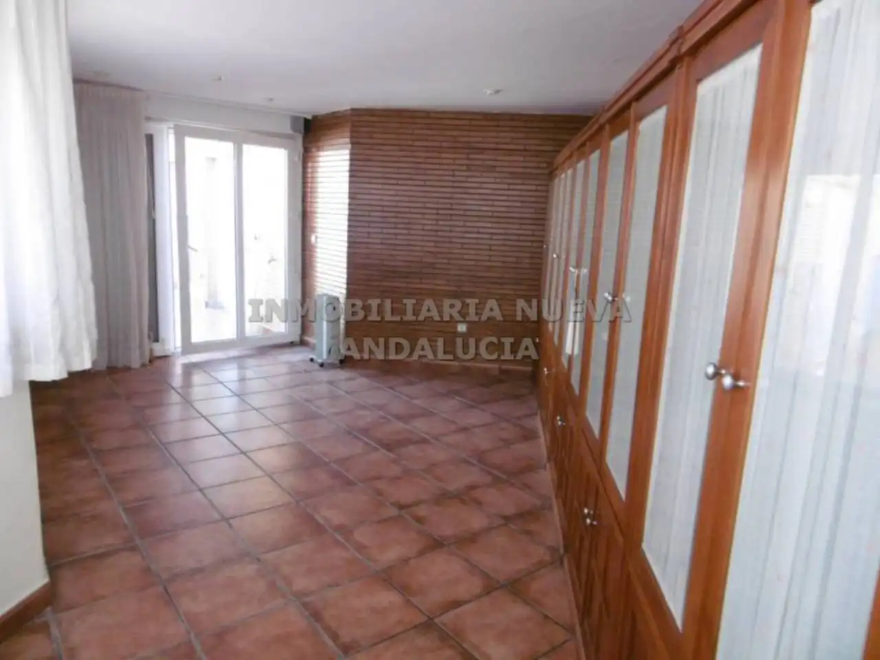 Dachboden zur Miete in Almería mit Heizung, Terrasse und Möbliert