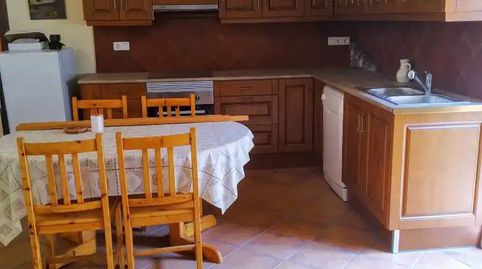 Foto 4 de Casa adosada en venda a Carrer Calle Carnicería, 9, Castellote, Teruel