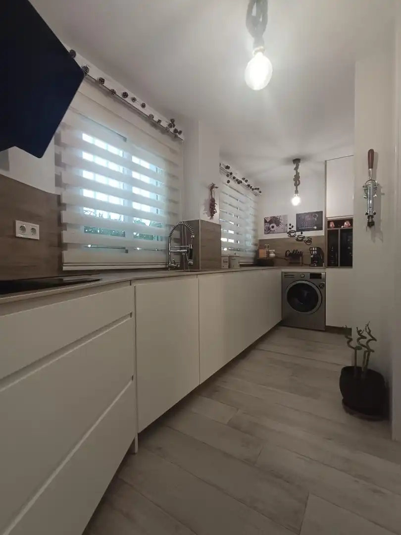 Kitchen of Duplexes for sale in Sevilla  with Air Conditioner and Community pool