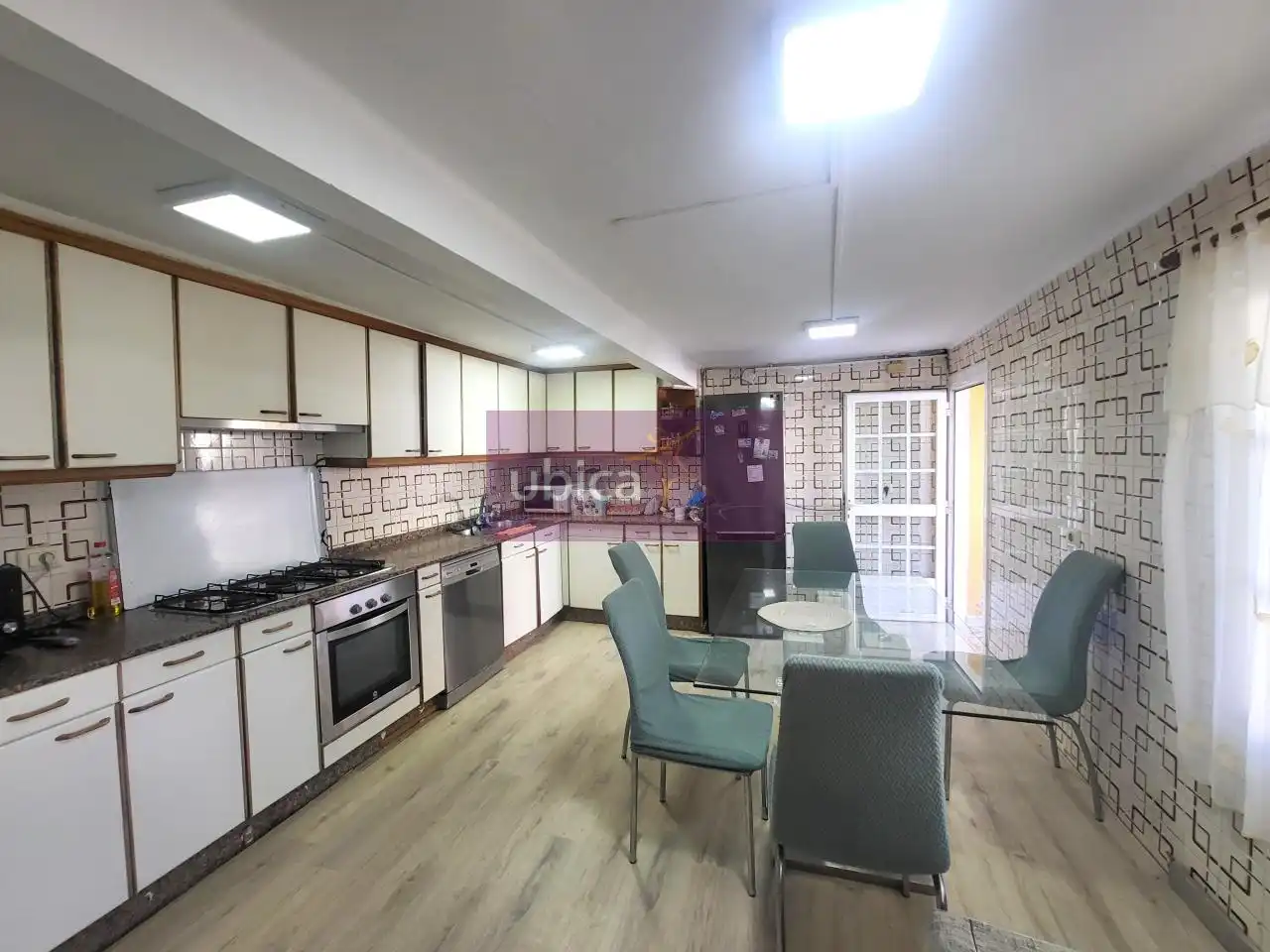 Cocina de Casa o chalet en venta en Vigo  con Calefacción y Trastero