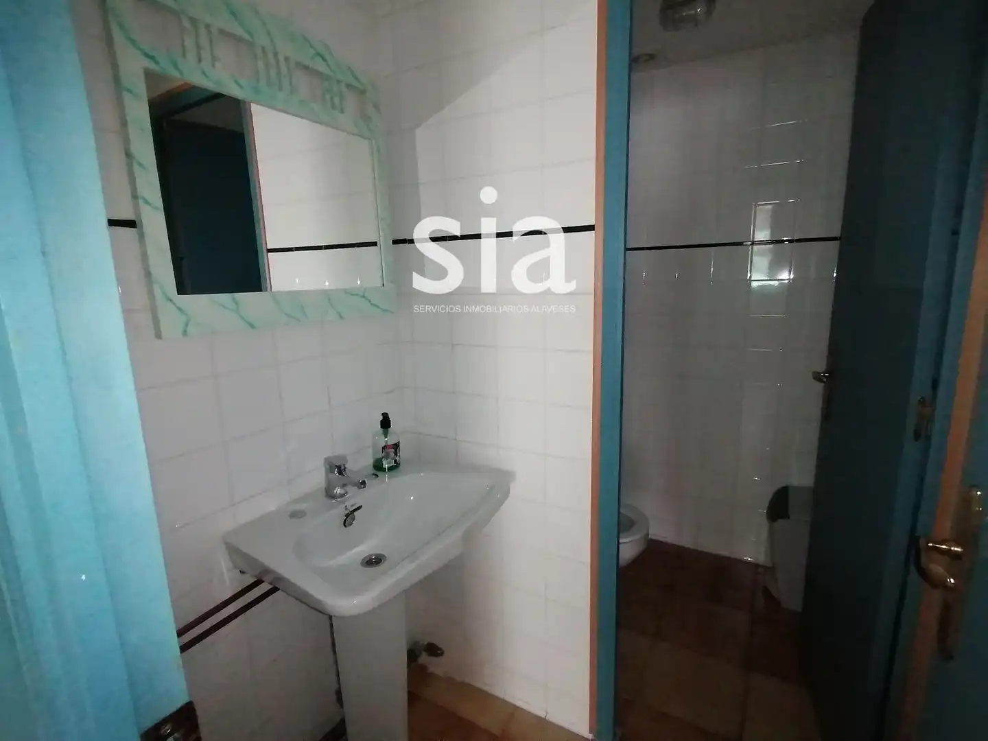 Bathroom of Commercial properties for rent in Vitoria - Gasteiz