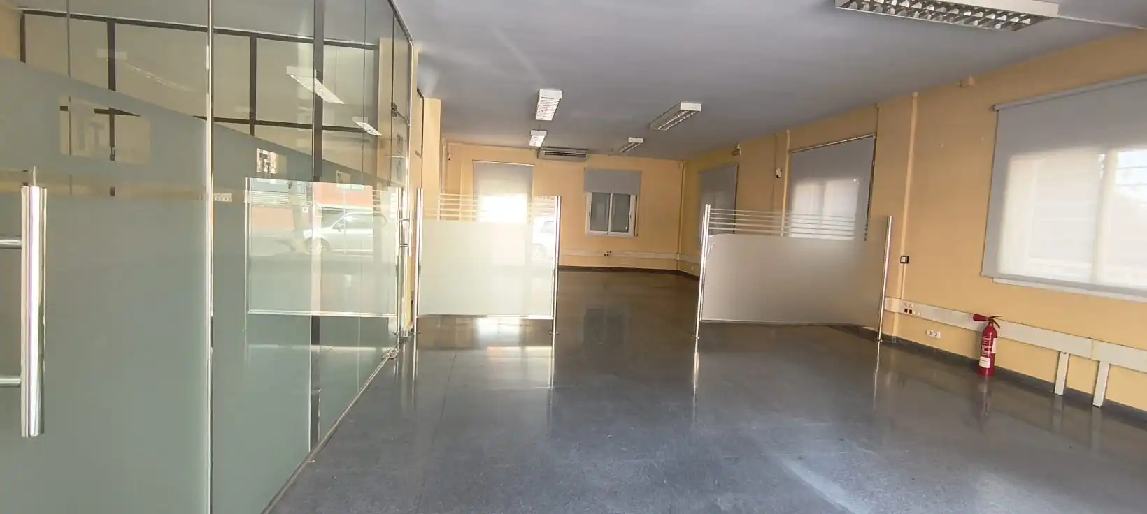 Commercial properties for rent in Parets del Vallès  with Air Conditioner and Alarm