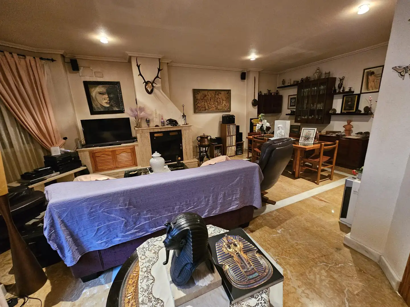 Casa adosada en venta en El Pinós / Pinoso