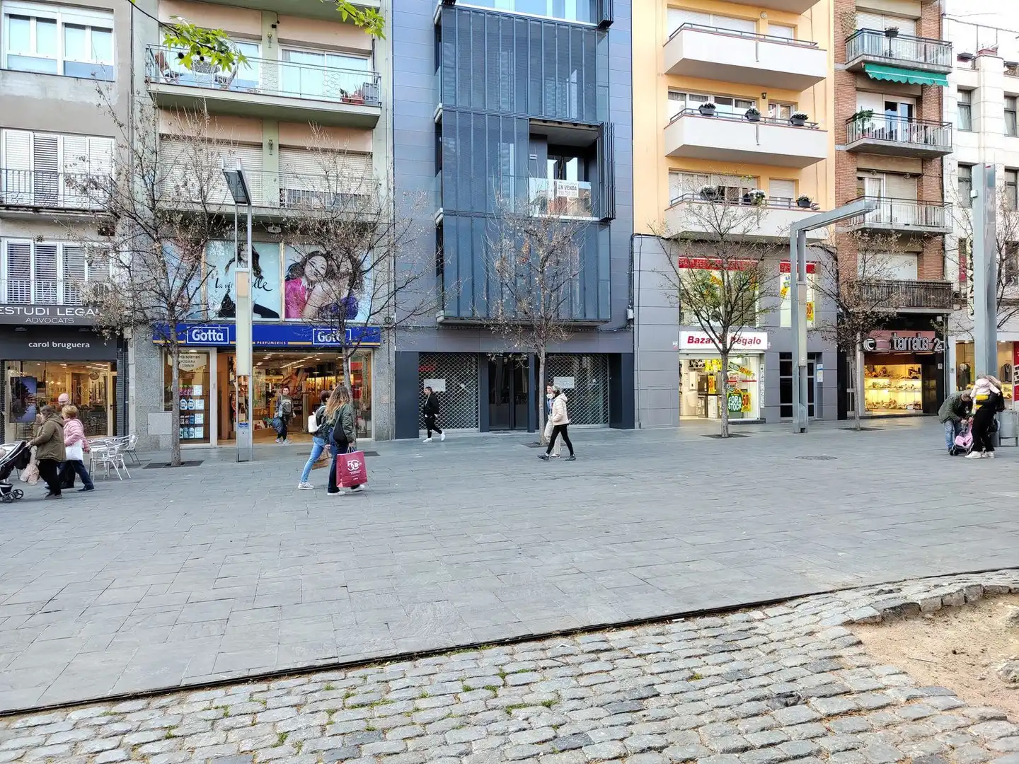Local comercial de lloguer a Plaza Perpinyà 6, imagen 13