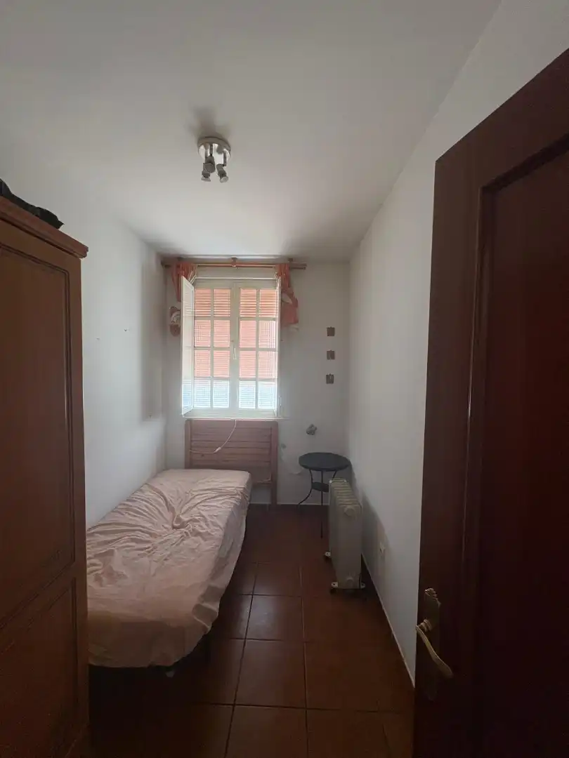 Habitación de Piso en venta en Alanís