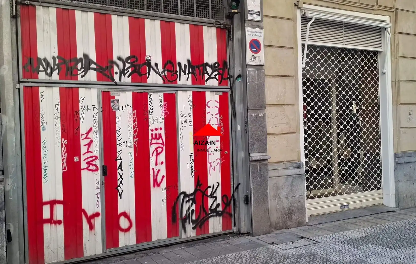 Vista exterior de Garatge en venda en Bilbao 