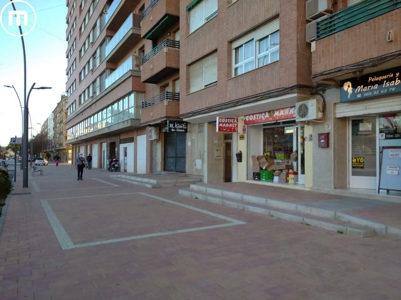 Local comercial en venta en Avenida Alameda de Cervantes, imagen 2
