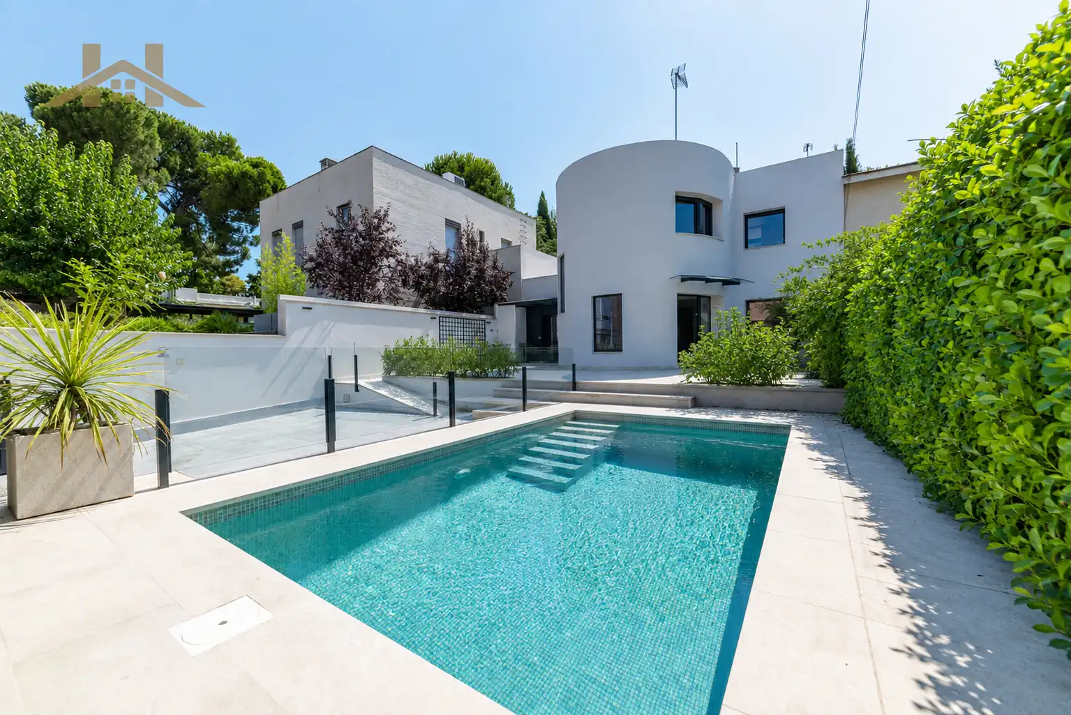 Piscina de Casa o xalet en venda en Pozuelo de Alarcón amb Aire condicionat, Calefacció i Jardí privat