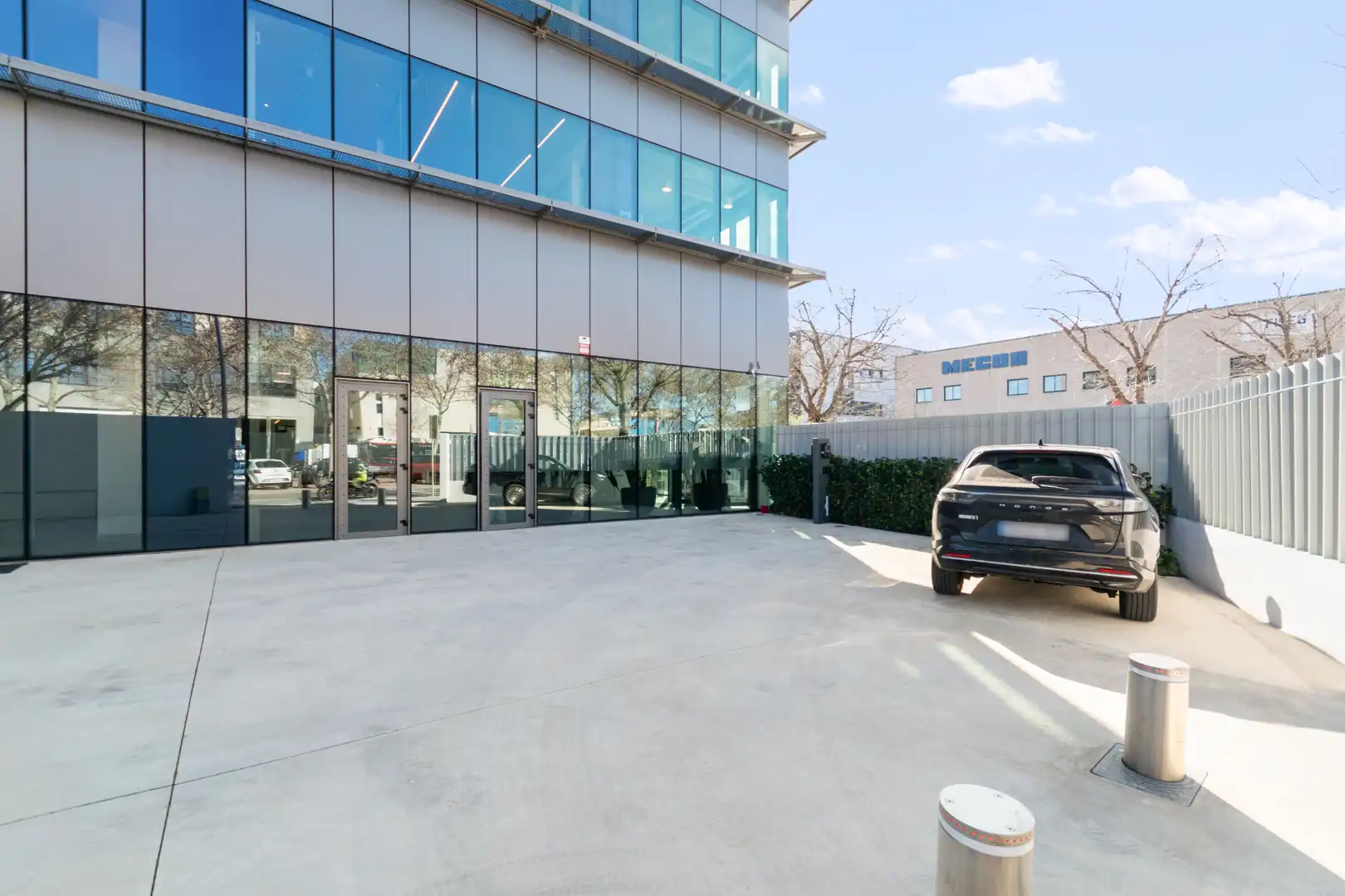 Außenansicht von Büro zur Miete in Cornellà de Llobregat mit Klimaanlage, Heizung und Alarm