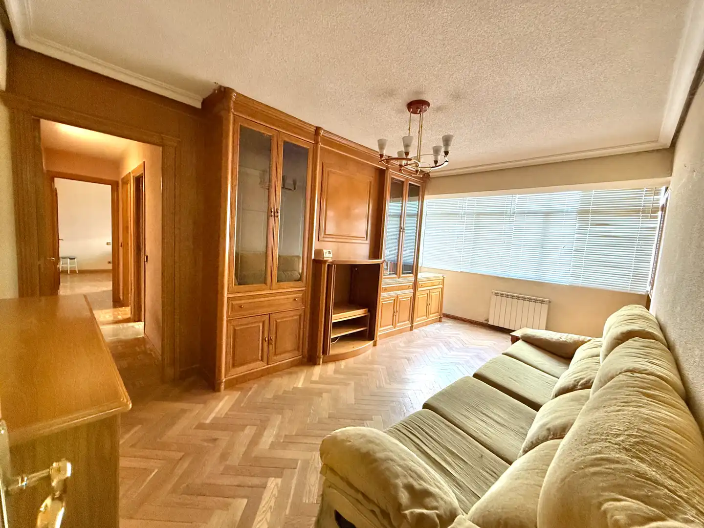 Sala de estar de Piso en venta en Alcorcón con Aire acondicionado, Calefacción y Parquet