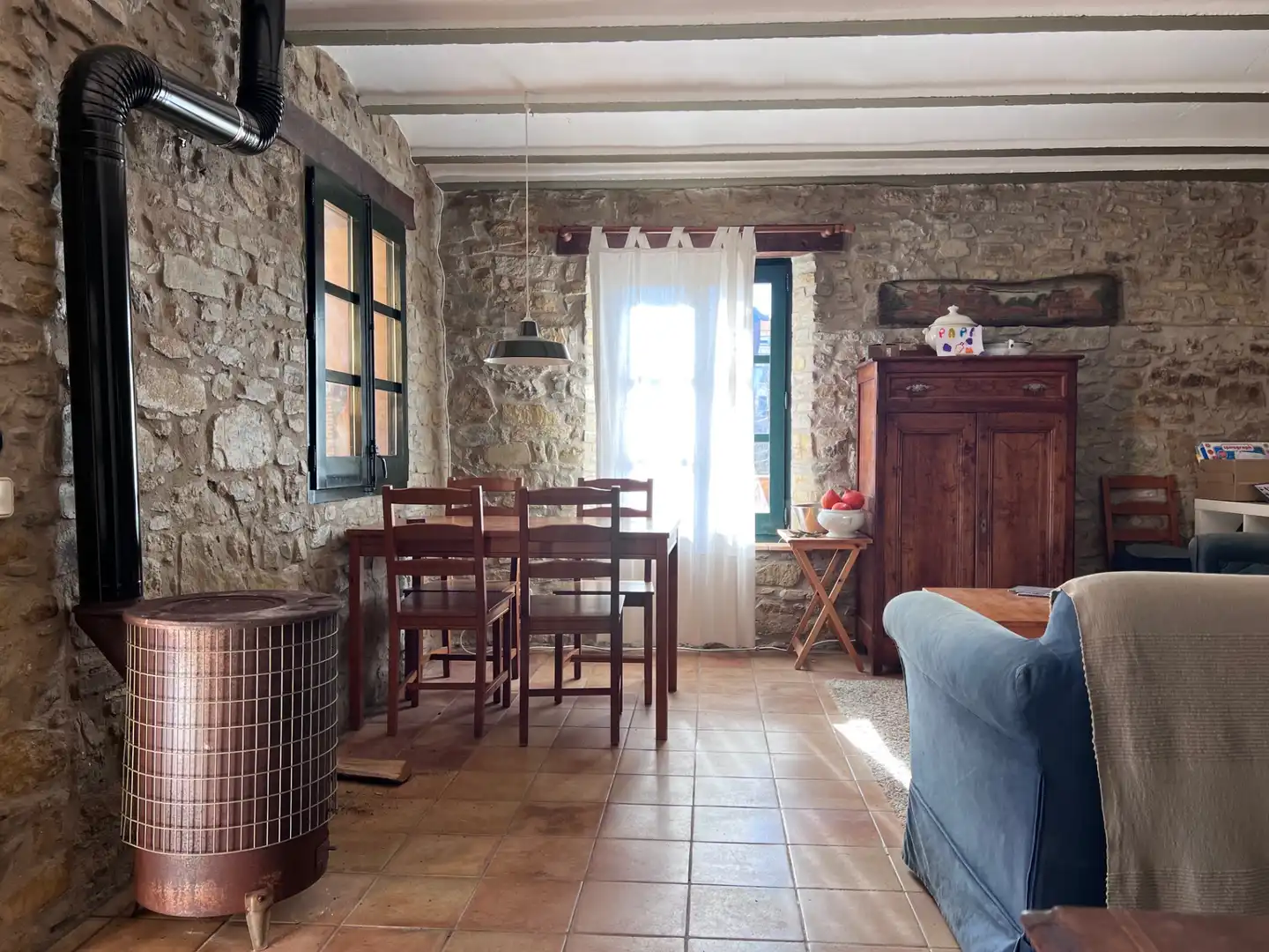 Menjador de Finca rústica en venda en Mieres (Girona) amb Aire condicionat, Jardí privat i Parquet