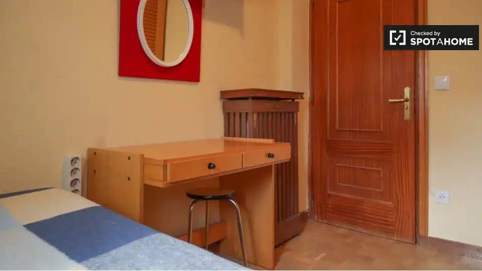 Habitació a Vinateros
