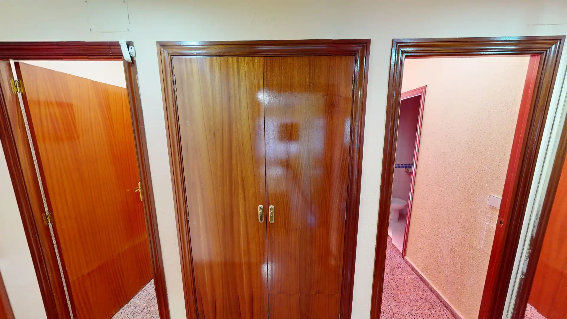 Wohnung zum Verkauf in Alicante / Alacant mit Klimaanlage und Balkon