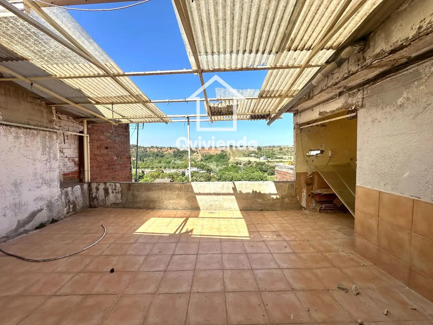 Vista exterior de Casa adosada en venda en Sabadell