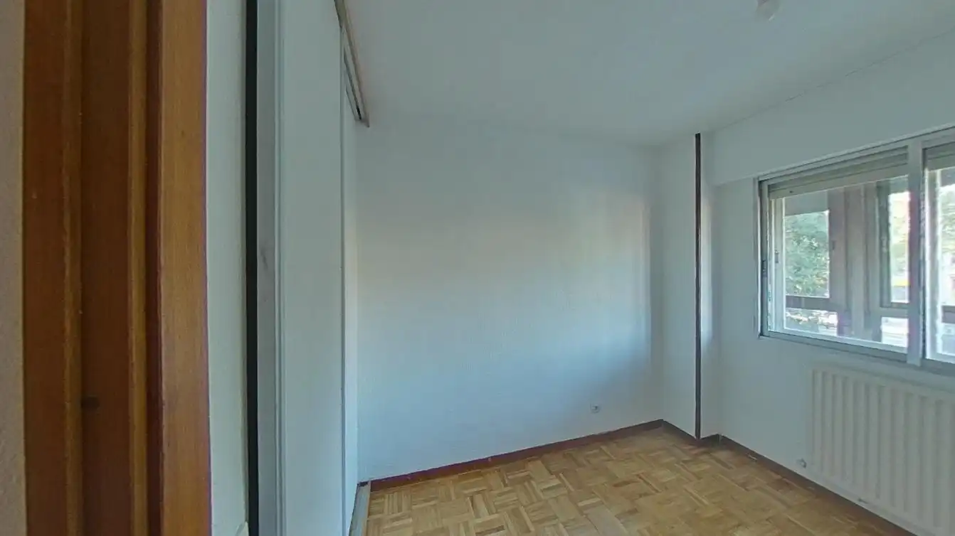 Dormitori de Pis en venda en Madrid amb Calefacció, Parquet i Terrassa