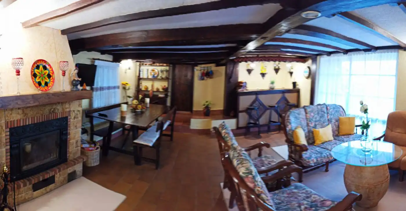 Menjador de Casa o xalet en venda en Husillos  amb Terrassa