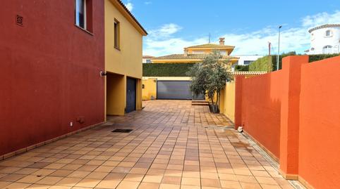 Foto 4 de Casa adosada en venda a Eixample Residencial, Girona