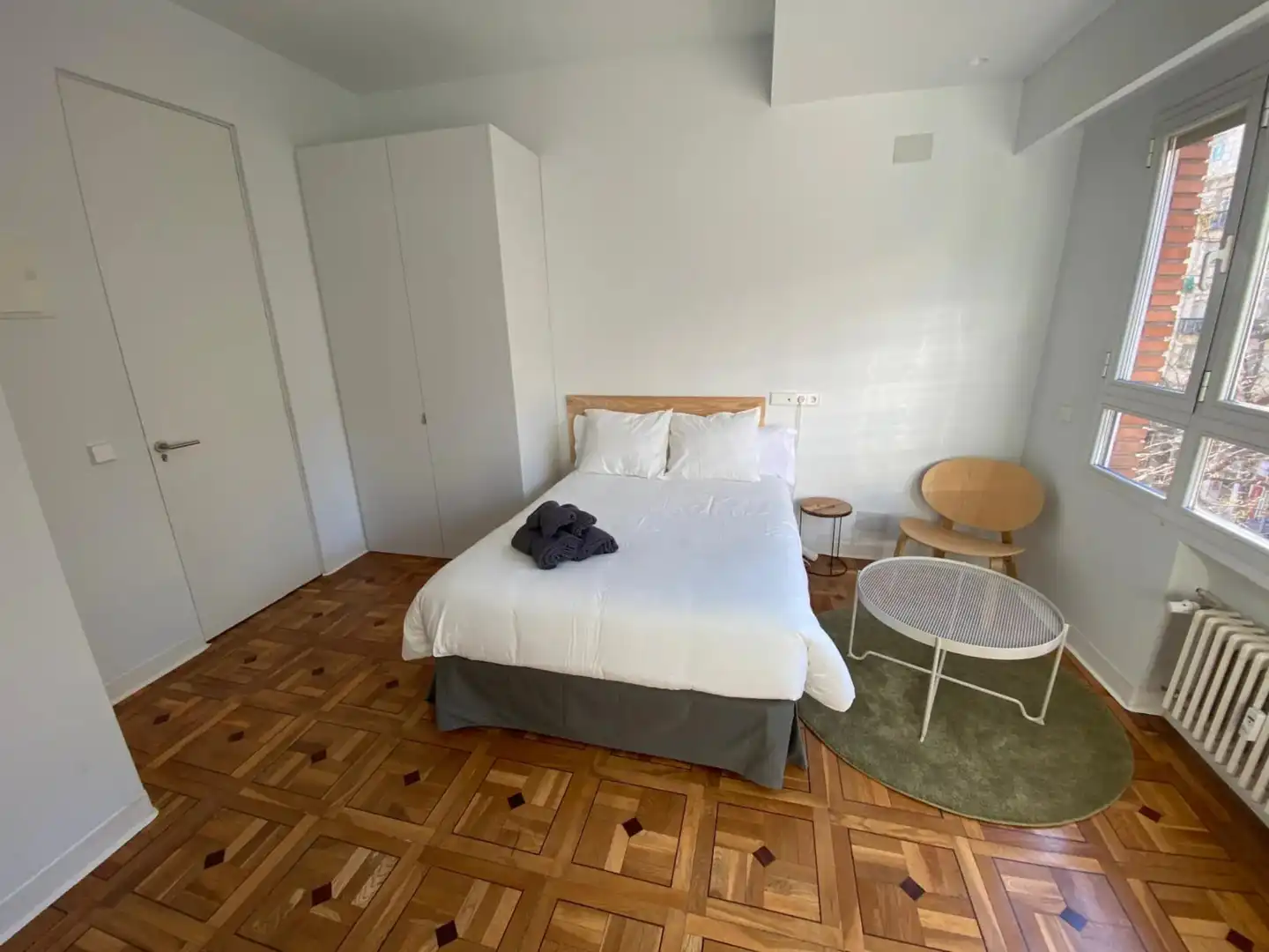 Bedroom of Flat for share in Tetuán