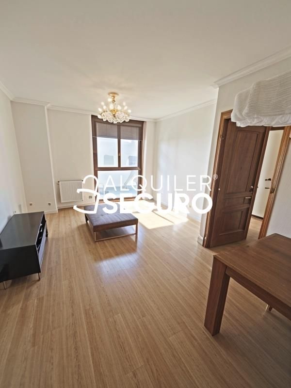 Bedroom of Flat to rent in Coslada  with Air Conditioner, Heating and Furnished