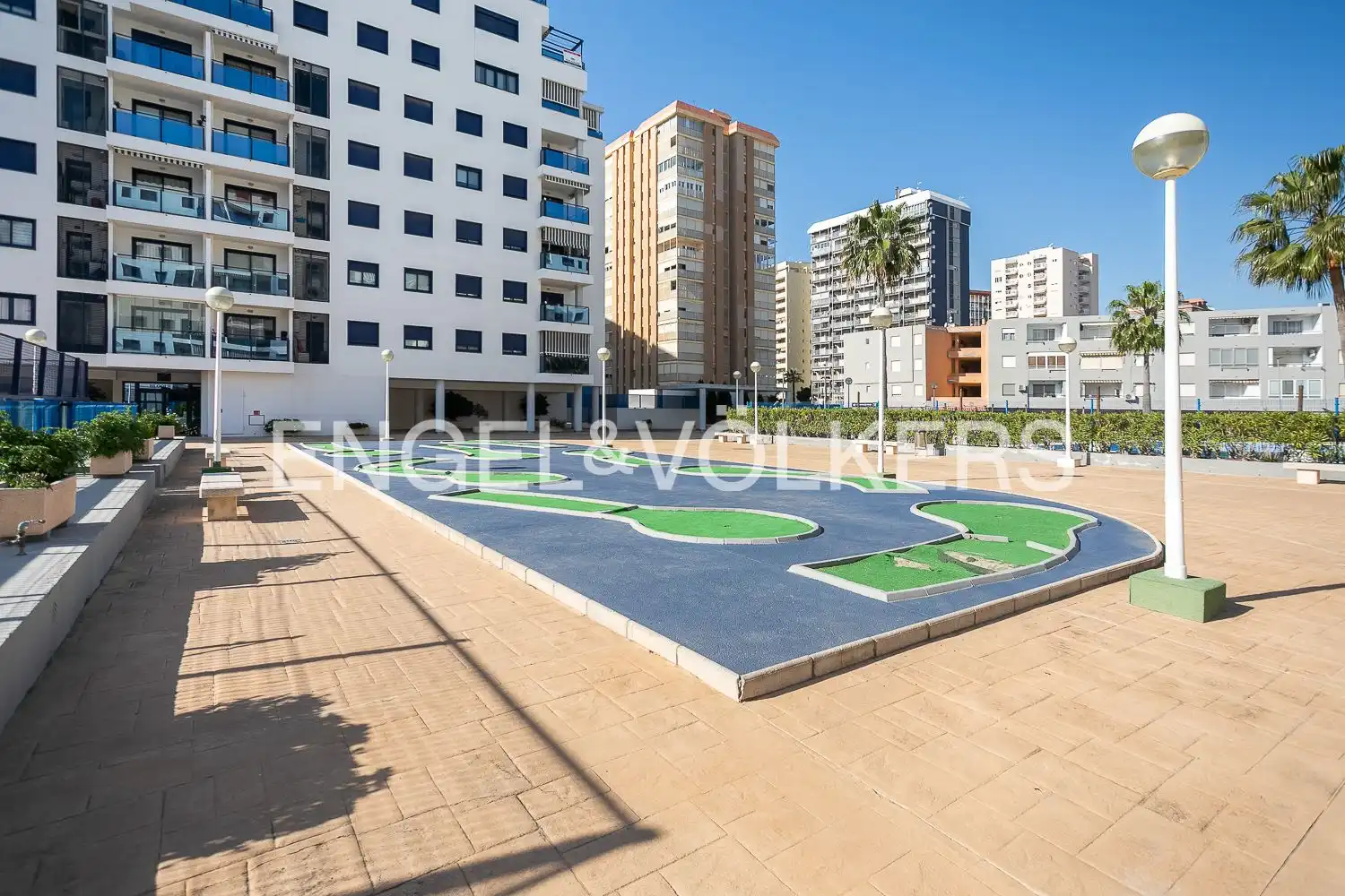 Terrassa de Pis de lloguer en La Pobla de Farnals amb Aire condicionat, Calefacció i Jardí privat