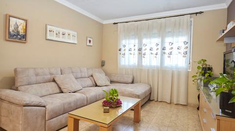 Foto 3 de Casa adosada en venta en Calle Pintor Rafael Hidalgo de Caviedes, Renfe - Bulevar 1ª y 2ª Fase, Jaén