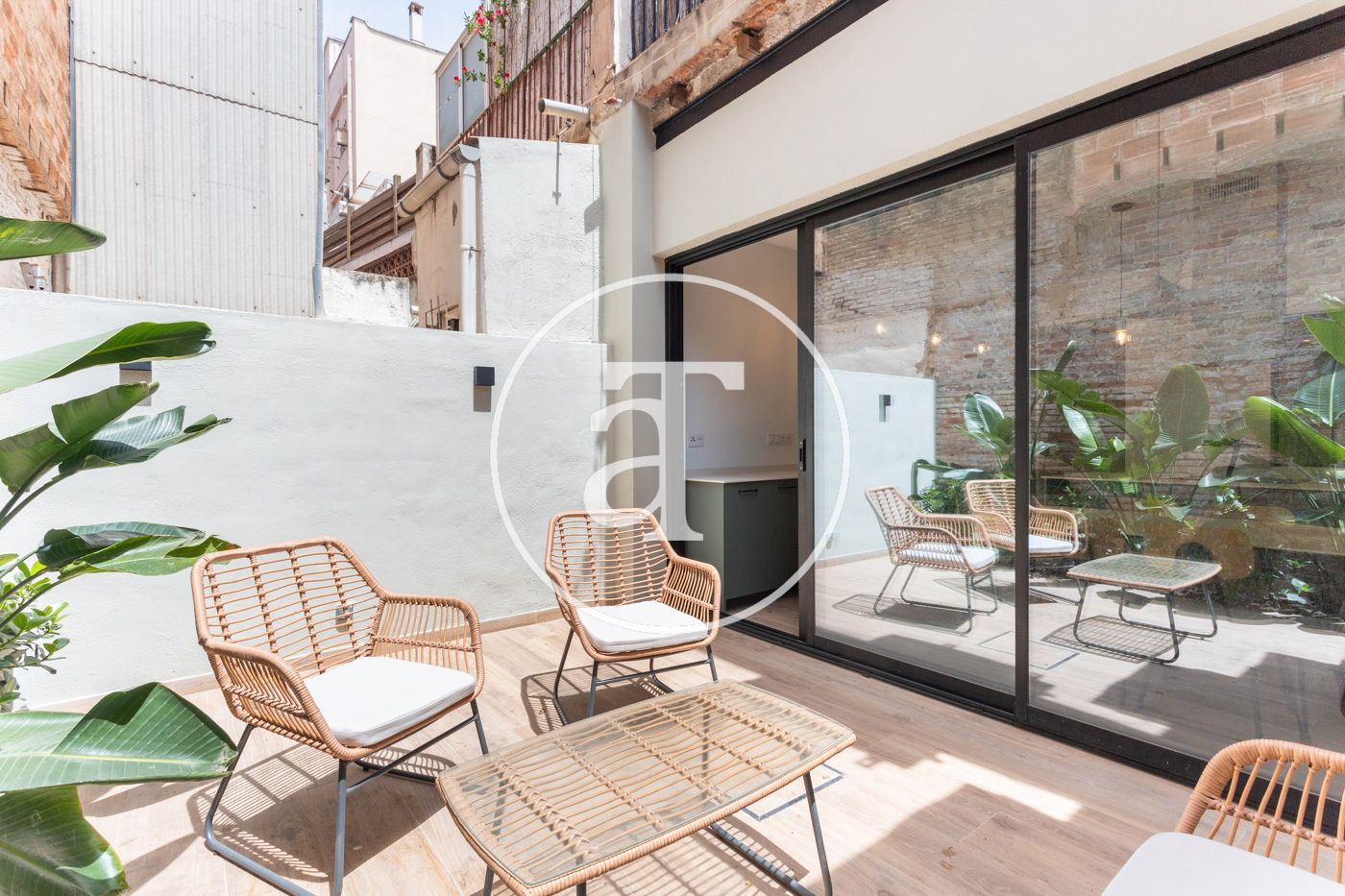 Terrace of Flat to rent in  Barcelona Capital  with Air Conditioner, Heating and Terrace