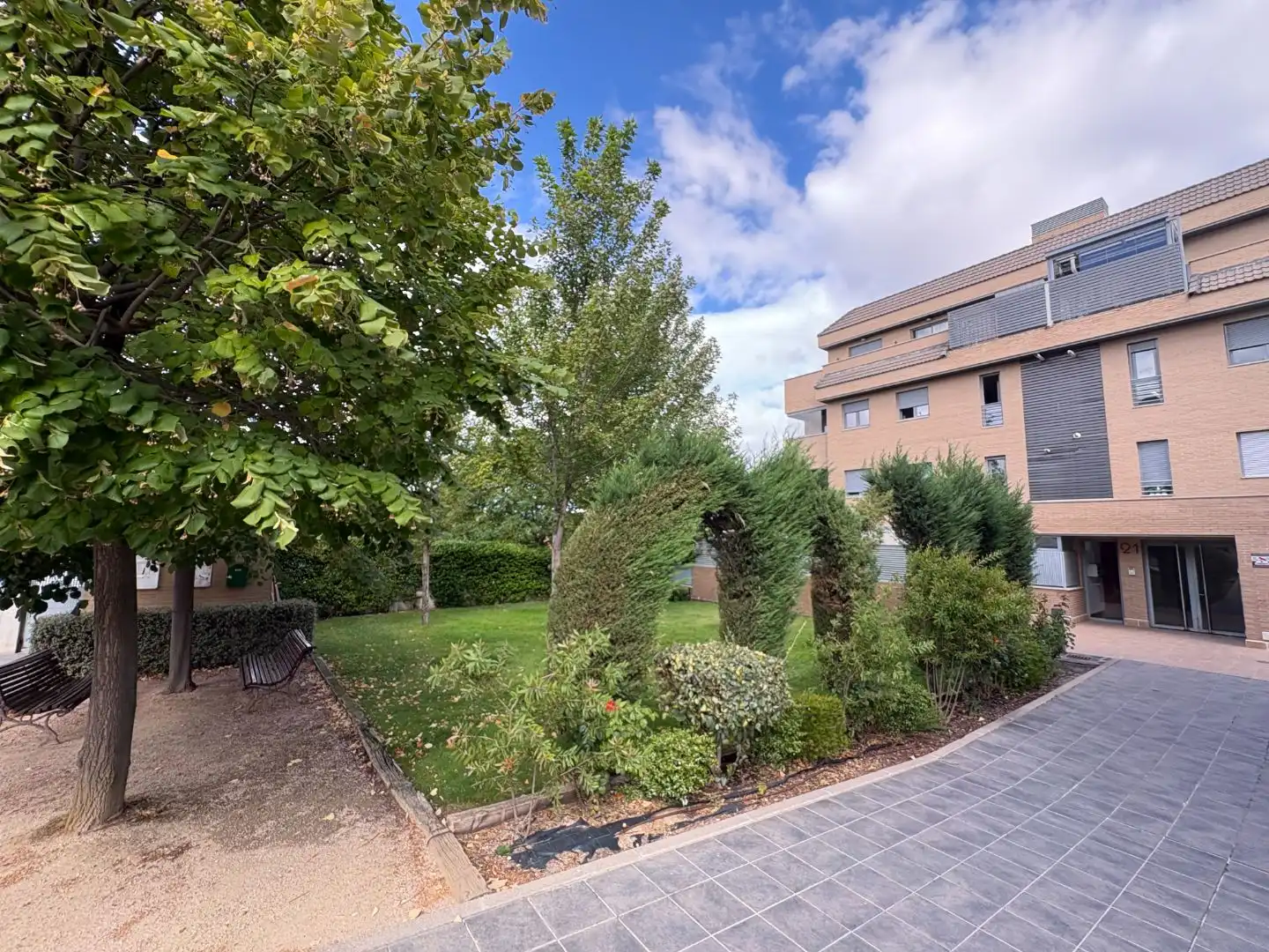 Jardí de Pis en venda en Las Rozas de Madrid amb Aire condicionat, Terrassa i Balcó