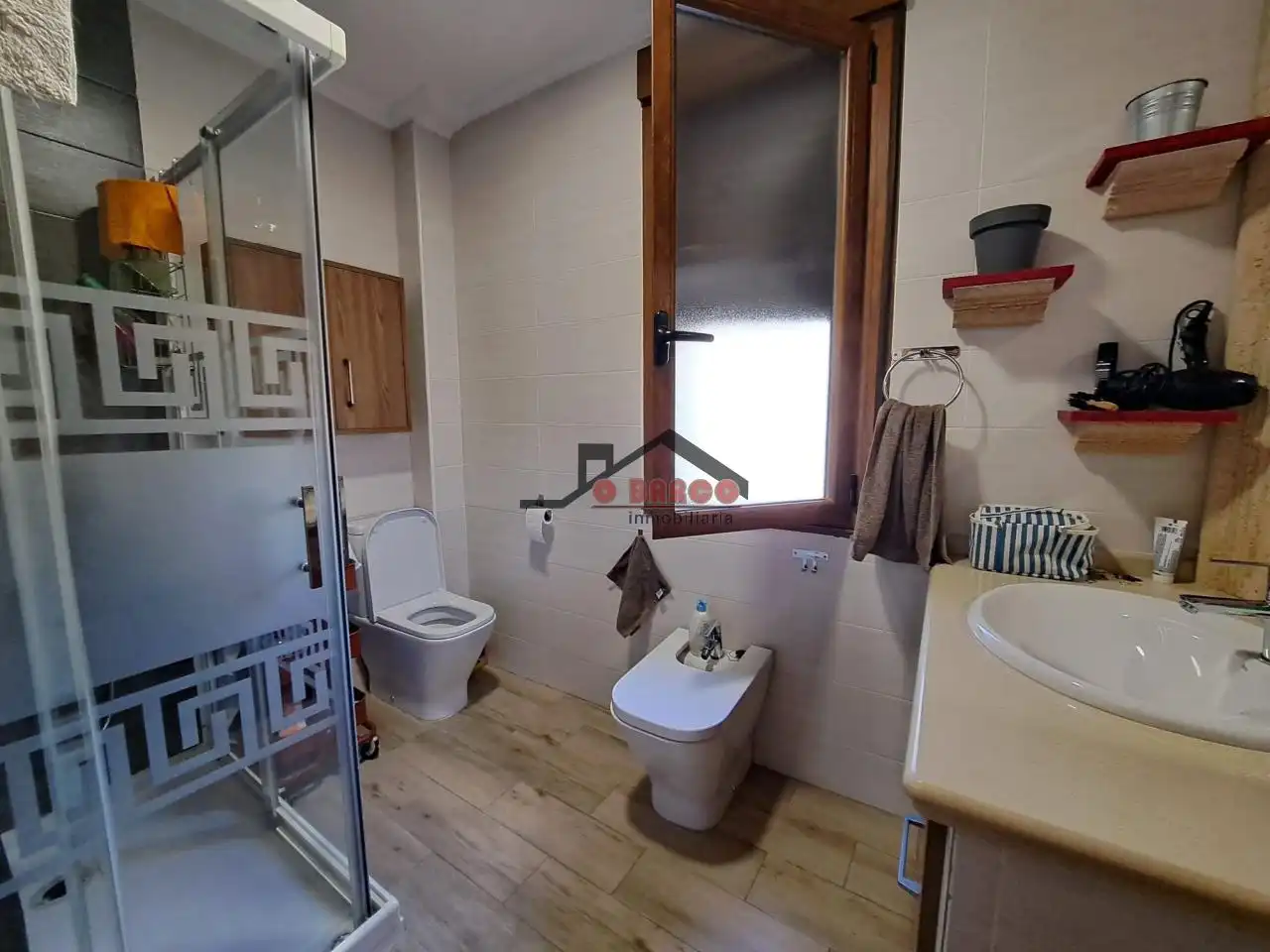 Bathroom of Houses for sale in Rubiá  with Heating and Private garden