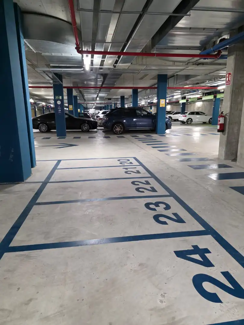 Parcheggio con ascensore in affitto a Carrer del Doctor Trueta 209, imagen 9