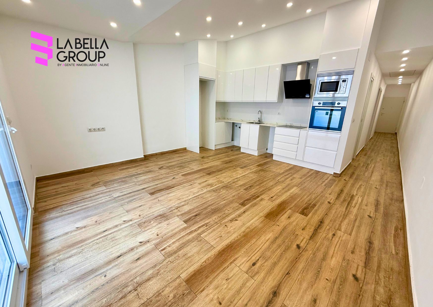 Living room of Single-family semi-detached for sale in Manresa  with Air Conditioner, Terrace and Oven