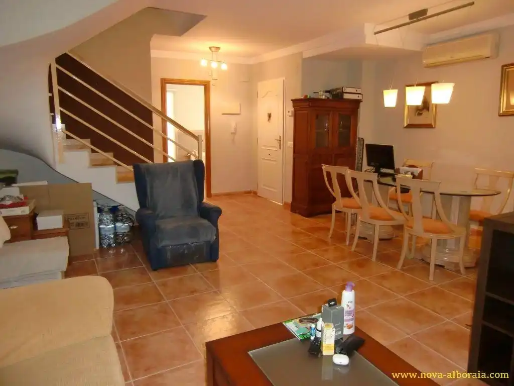 Sala de estar de Casa adosada en venta en Bétera con Aire acondicionado, Calefacción y Jardín privado