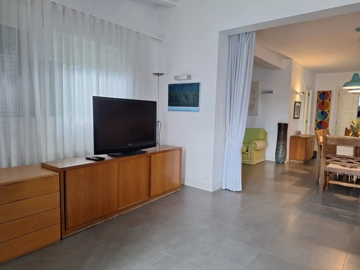 Sala d'estar de Finca rústica en venda en Alfara de la Baronia amb Aire condicionat, Jardí privat i Moblat