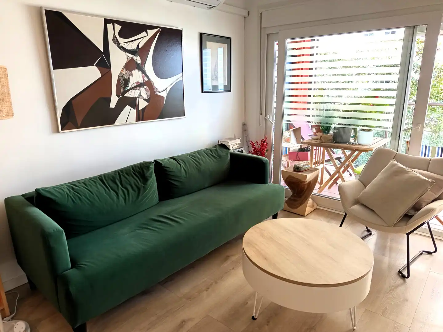 Living room of Apartments for rent in Sant Pol de Mar  with Air Conditioner, Parquet flooring and Terrace